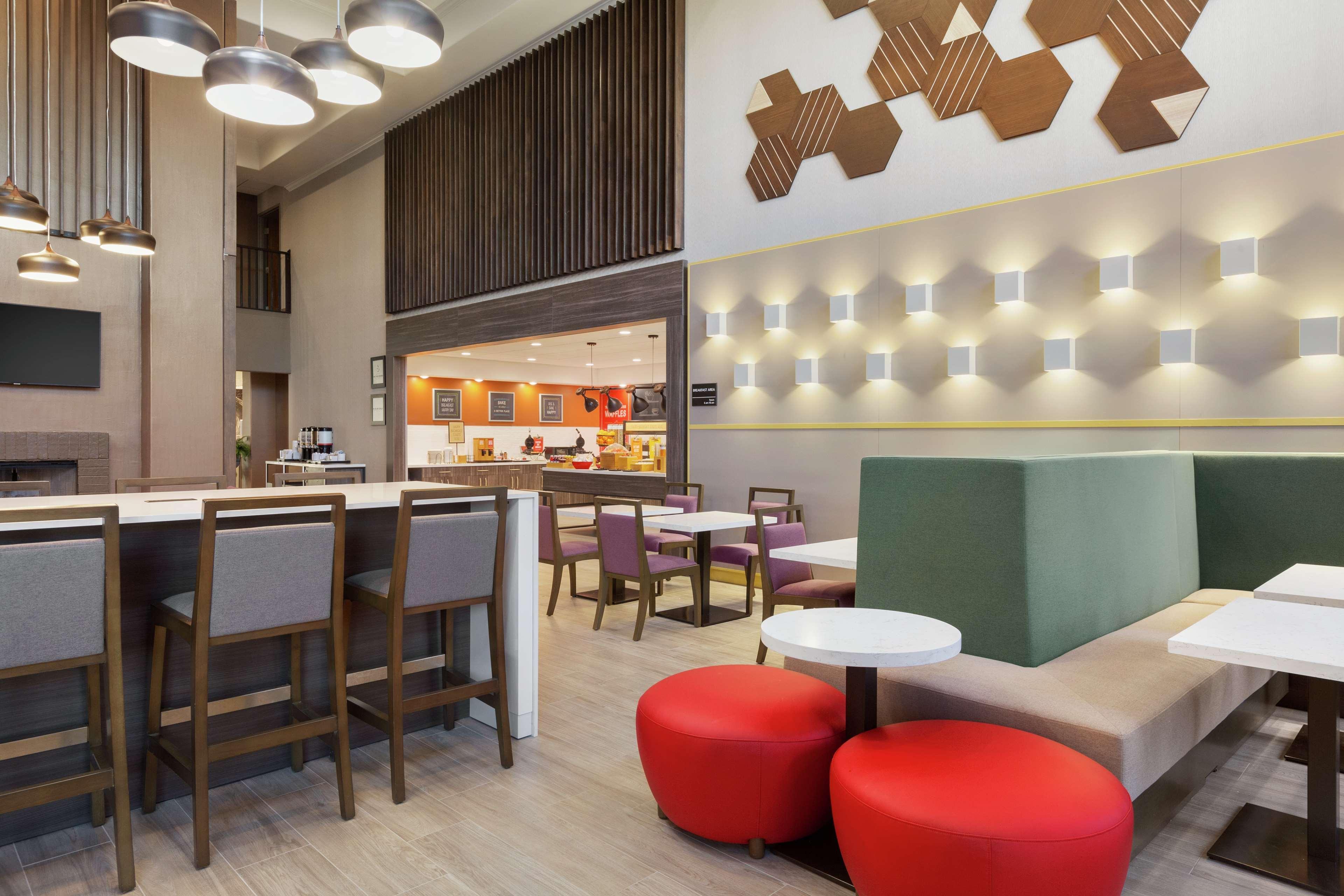 Hotel Hampton & Houston-cypress Station 3*